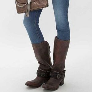 Freebird boots 8M Breck, zip back, leather